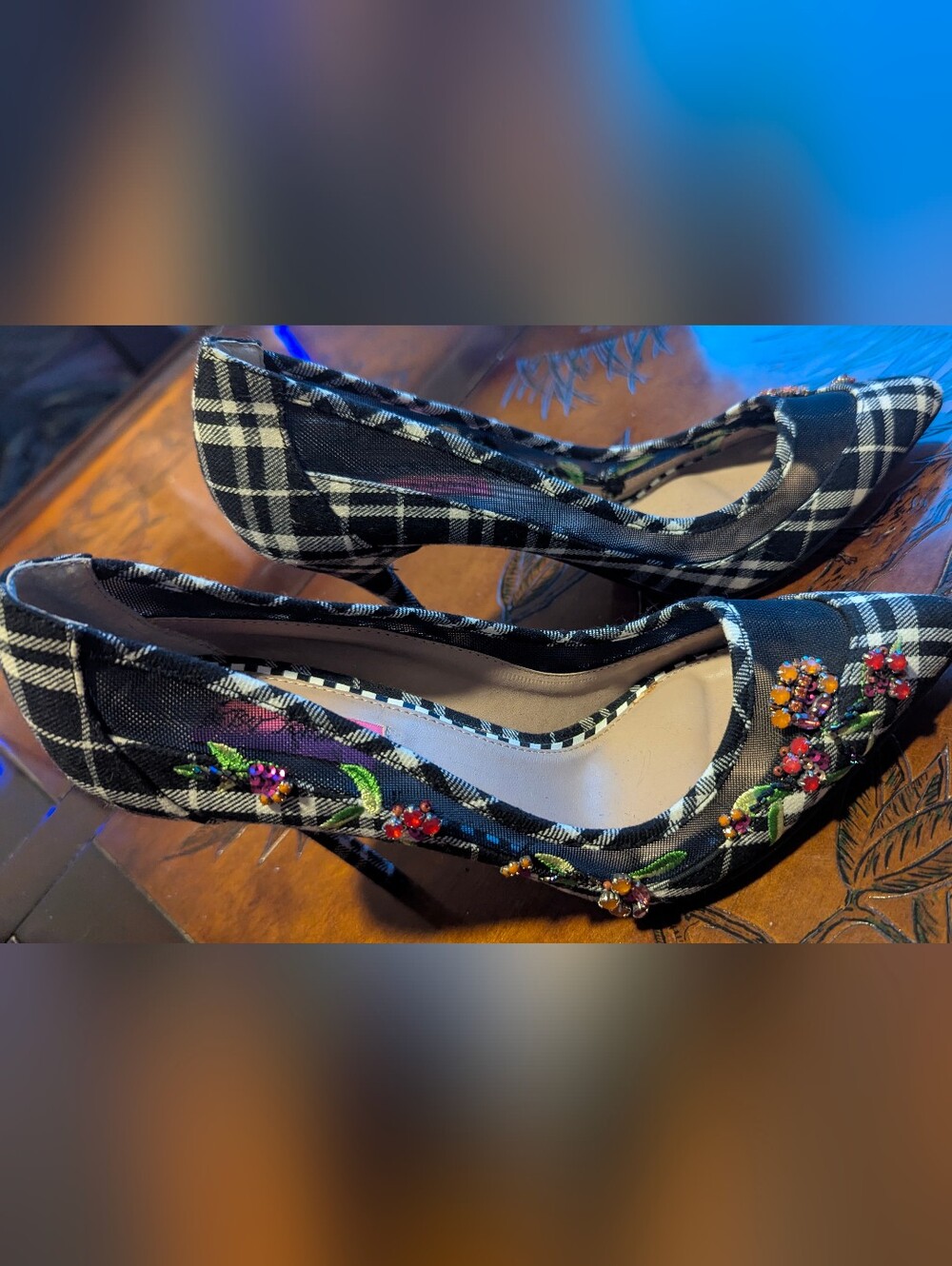 Betsey Johnson Black Plaid Embroidered Floral Pointed-Toe Pumps - Picture 3 of 7
